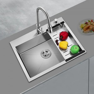 single stainless steel kitchen sink